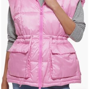 Levi's Women's Light Pink Puffer Vest